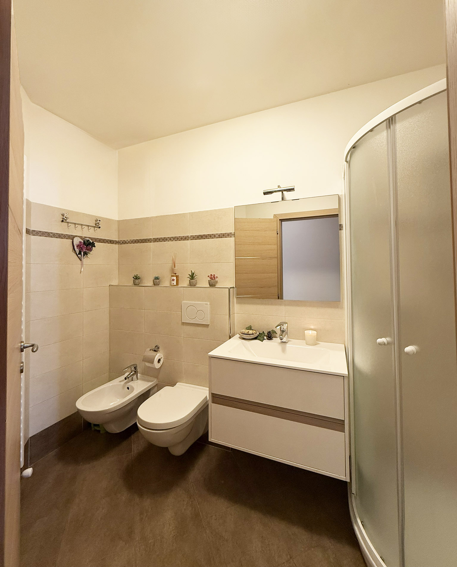 Bagno con doccia nell'Appartamento Lago